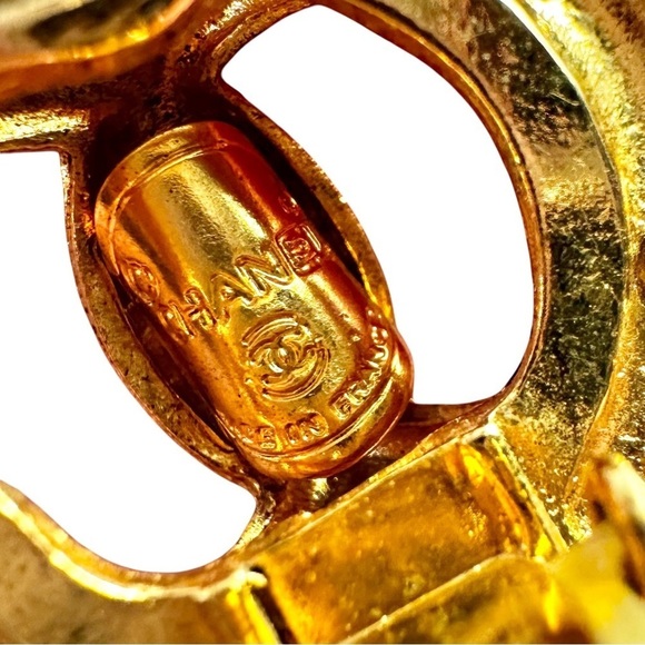 Authentic CHANEL Gold Timeless Interlocking C Round Clip On Earrings - Picture 3 of 9